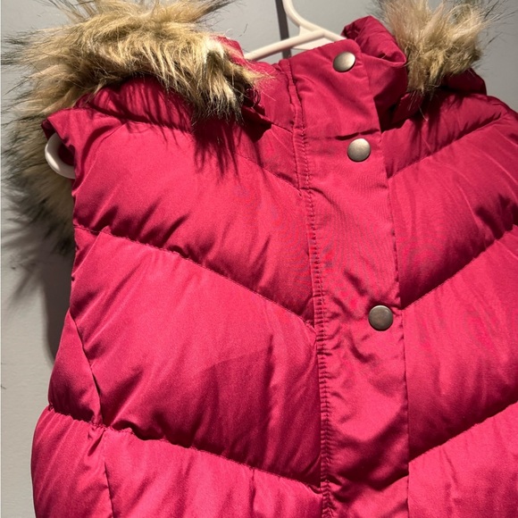 GAP Fuchsia Puffer Vest with Faux Fur Trim - Picture 2 of 5